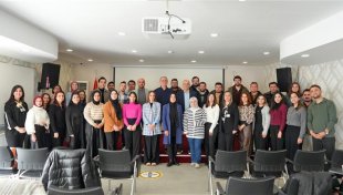 Alanya belediyesi etüt öğretmenlerine öğrenci motivasyonu semineri
