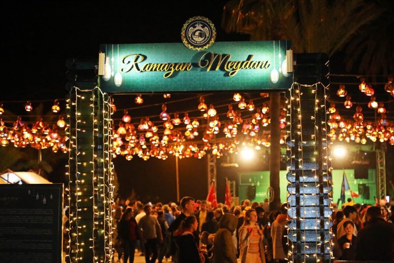 Alanya belediyesi geleneksel ramazan meydanı kapılarını açıyor