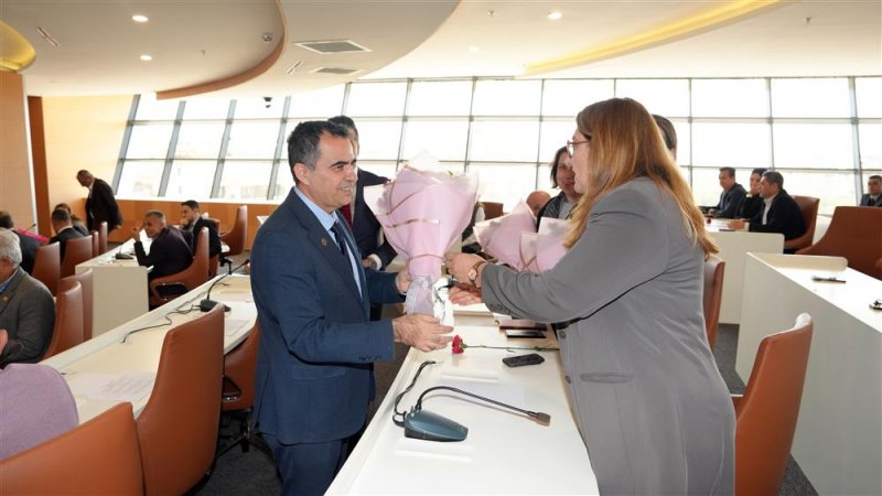 Alanya belediyesi mart ayı meclis toplantısı yapıldı -  başkan vekili koçak: alanya araştırmaları merkezi aktif hale gelecek