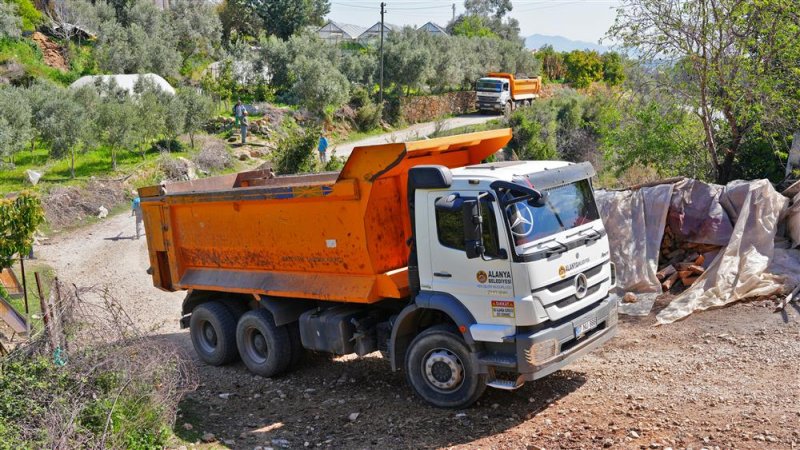 Alanya belediyesi'nden akdam’da atıl kalan o yola düzenleme