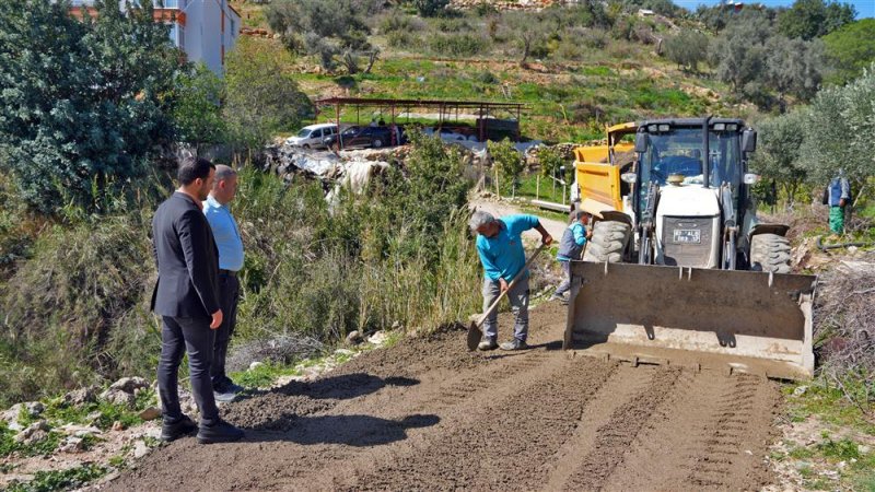Alanya belediyesi'nden akdam’da atıl kalan o yola düzenleme