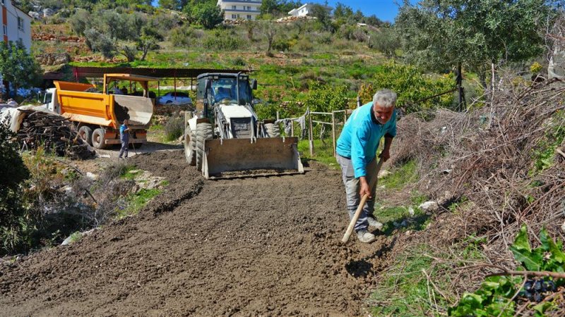 Alanya belediyesi'nden akdam’da atıl kalan o yola düzenleme