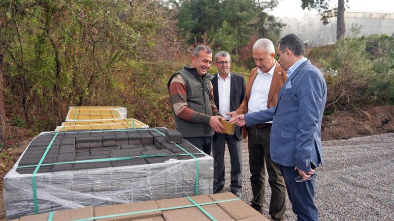 Alanya belediyesi'nden büyük tasarruf hamlesi: bordür/parke üretim tesisi yeniden hizmete başladı