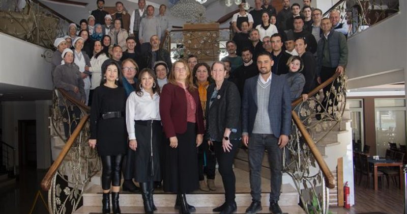 Alanya belediyesi’nden otel personeline sıfır atık eğitimi