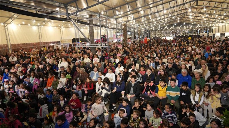 Alanya belediyesi’nin ramazan meydanı’na rekor katılım