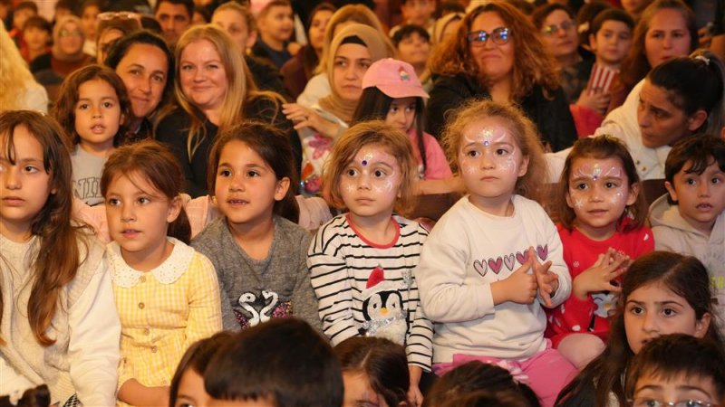 Alanya belediyesi’nin ramazan meydanı’na rekor katılım