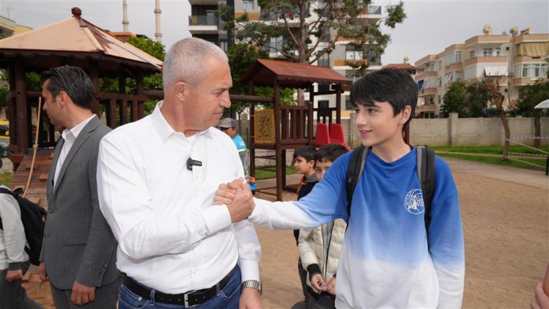 Başkan özçelik: parklarımızı modern ve güvenli hale getiriyoruz