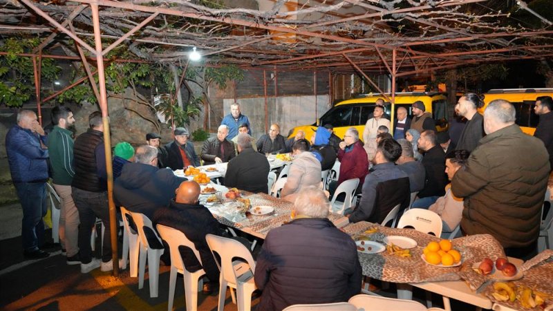 Başkan özçelik taksici esnafıyla buluştu &quot;taksilerle ilgili düzenlemeler yapacağız&quot;