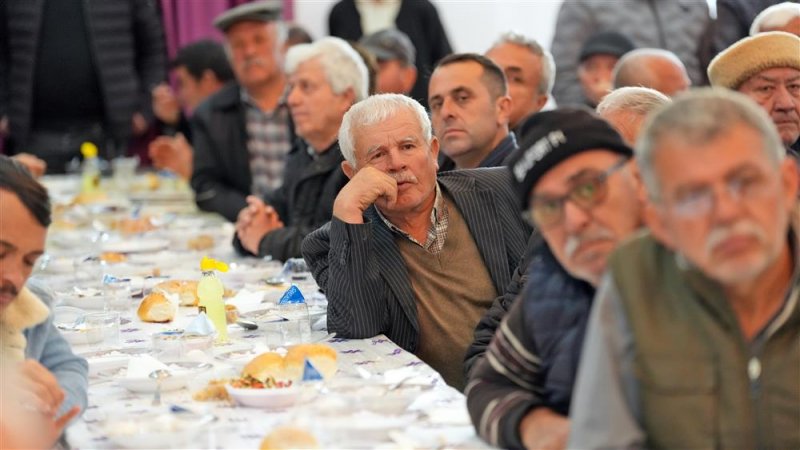 Başkan özçelik toslak’ta vatandaşlarla buluştu