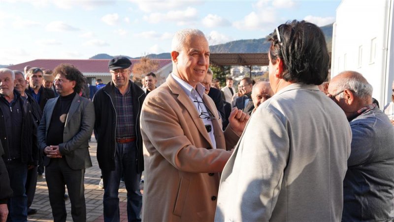 Başkan özçelik toslak’ta vatandaşlarla buluştu