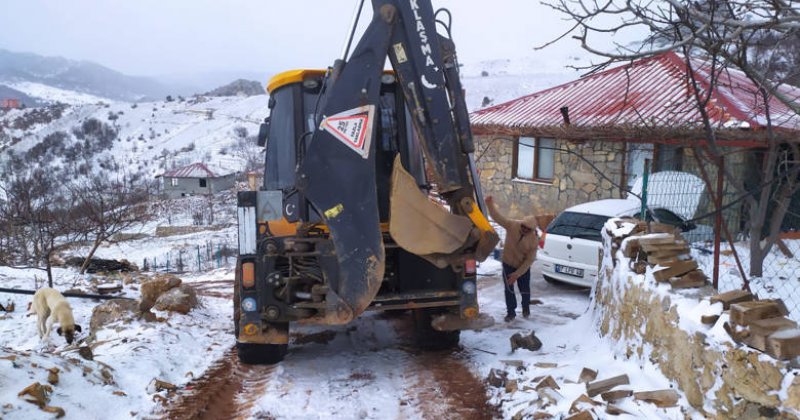 Büyükşehir Belediyesi’nden Alanya’da Kar Temizleme Çalışması