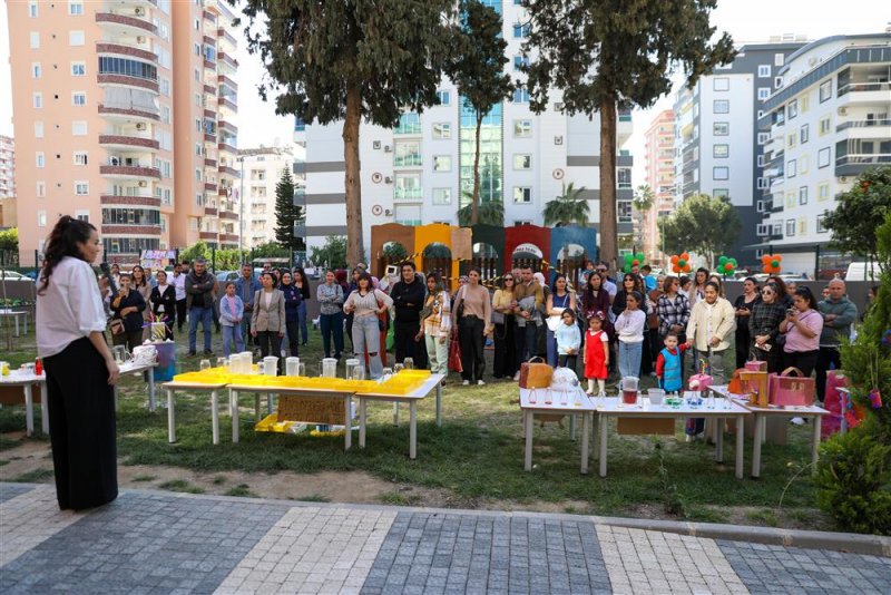 Küçük mucitler bilim şenliği'nde buluştu