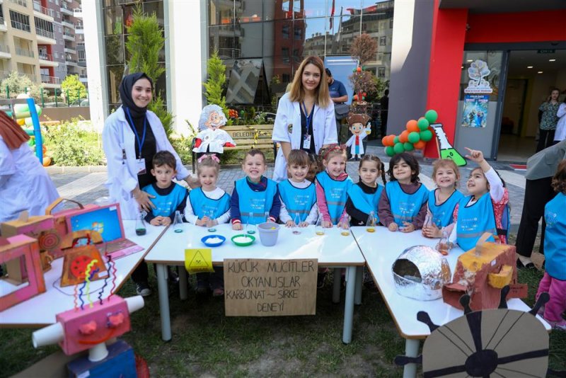 Küçük mucitler bilim şenliği'nde buluştu