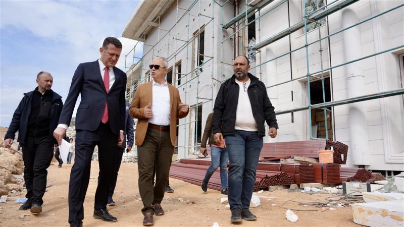 Mahmutlar kütüphanesi yeni yerinde hizmete başladı