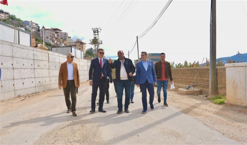 Mahmutlar kütüphanesi yeni yerinde hizmete başladı
