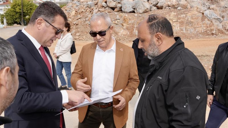 Mahmutlar kütüphanesi yeni yerinde hizmete başladı