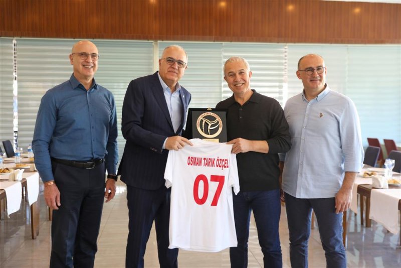Voleybolun kalbi alanya’da atacak - sultanlar ligine yükselme yolunda yarı final ve final maçları alanya’da