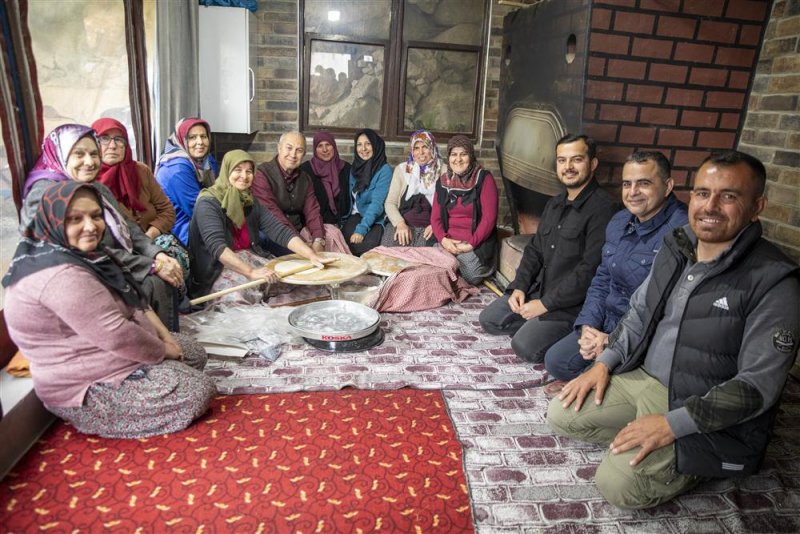 Akçatı’da imece usulüyle büyük hizmet