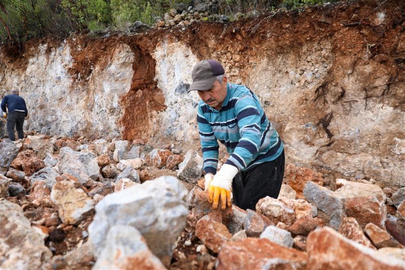 Akçatı’da imece usulüyle büyük hizmet