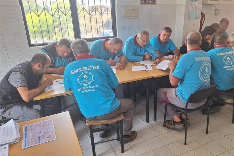 Alanya belediyesi kurum içi eğitimlerine devam ediyor