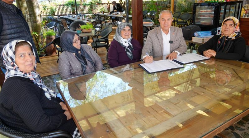 Alanya belediyesi'ne tahsis edilen tarihi ve ödüllü konak kültür turizmine kazandırılacak