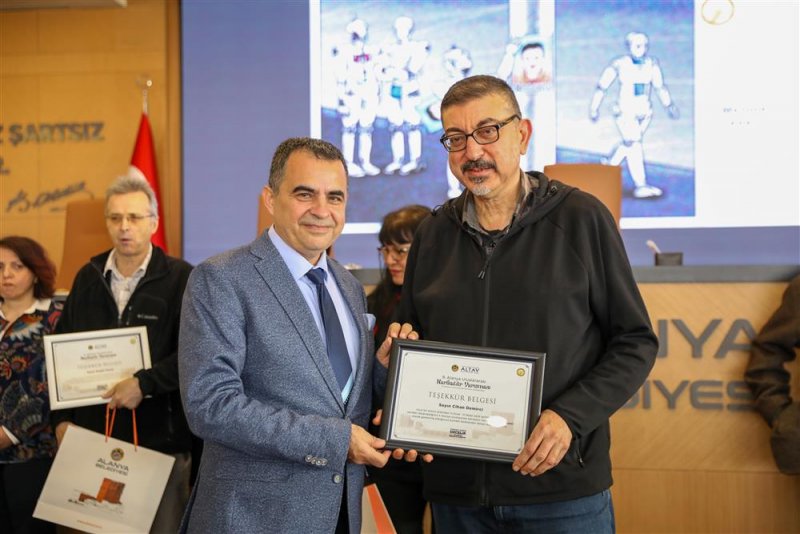 Alanya uluslararası karikatür yarışması 17 yıl aradan sonra yeniden hayat buldu