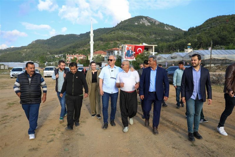 Başkan özçelik elikesik mahalle sakinleriyle buluştu