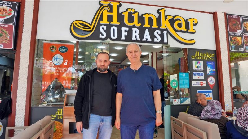 Başkan özçelik’ten esnaflara ziyaret