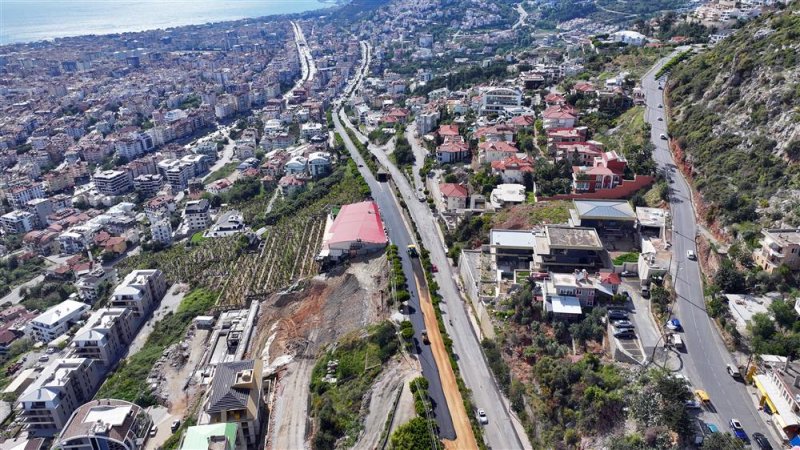 Başkan özçelik teras’taki asfalt çalışmasını yerinde inceledi