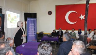 Elmalı’da Çiftçilere Biyolojik Mücadele Eğitimi