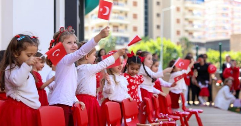 Mahmutlar hanife cebeci kreşi’nde 23 nisan coşkusu