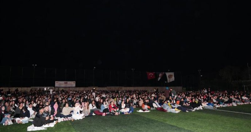 Üniversiteliler açık hava sinema festivali’nde buluştu