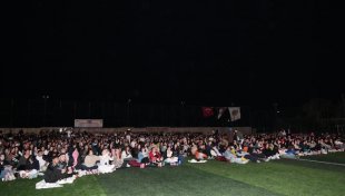 Üniversiteliler açık hava sinema festivali’nde buluştu