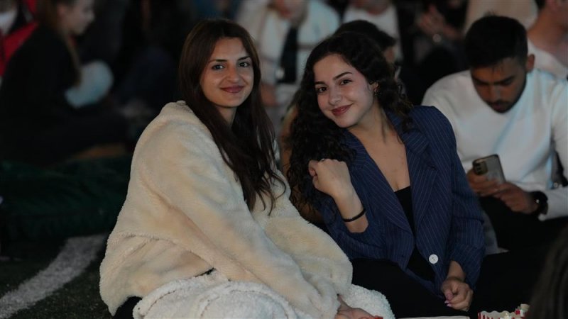 Üniversiteliler açık hava sinema festivali’nde buluştu