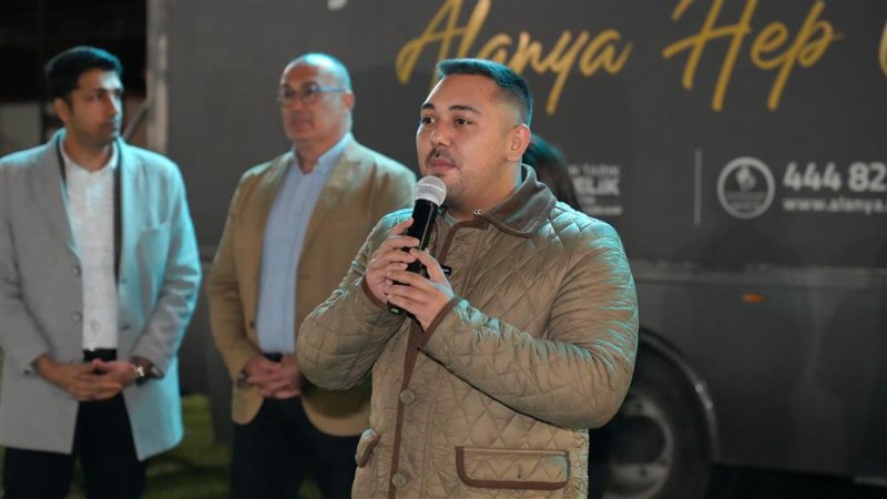 Üniversiteliler açık hava sinema festivali’nde buluştu