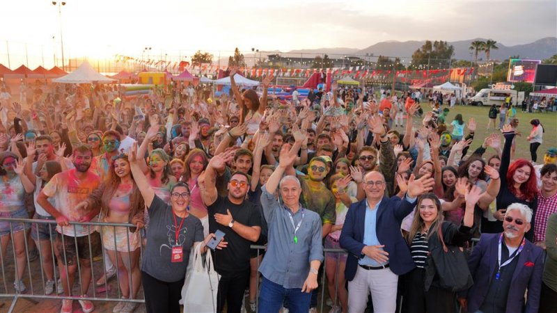 Alanya belediyesi gençlik festivali coşkuyla tamamlandı