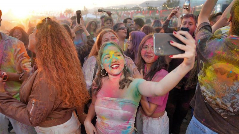 Alanya belediyesi gençlik festivali coşkuyla tamamlandı
