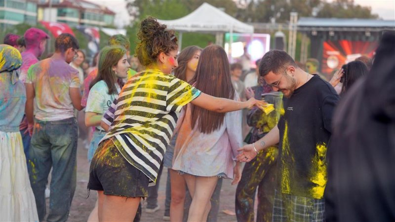 Alanya belediyesi gençlik festivali coşkuyla tamamlandı