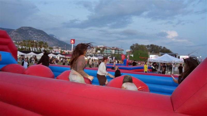 Alanya belediyesi gençlik festivali coşkuyla tamamlandı