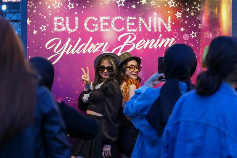 Alanya belediyesi gençlik festivali coşkuyla tamamlandı
