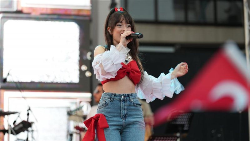 Alanya uluslararası çocuk festivali coşkuyla başladı