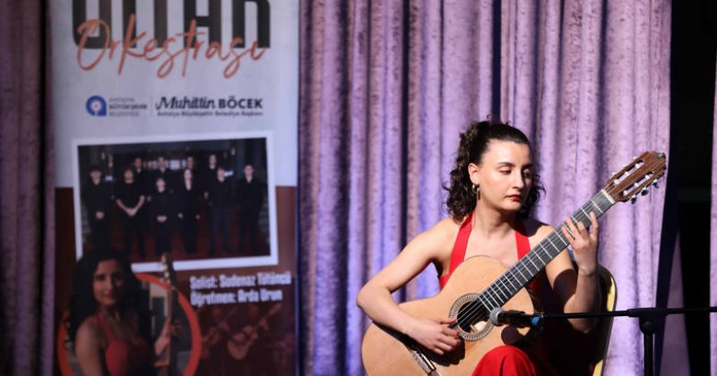 İsmail Baha Sürelsan Konservatuvarı’ndan “Gitar Orkestrası Konseri”