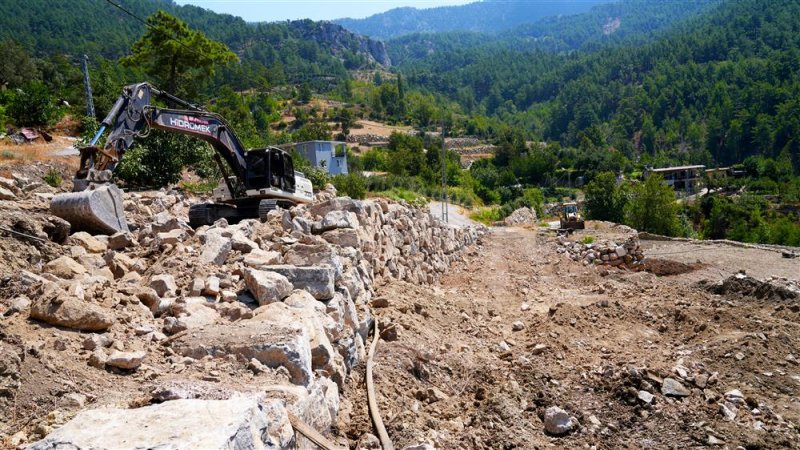 Alanya belediyesi, fakırcalı&rsquo;nın yollarını konforla buluşturuyor