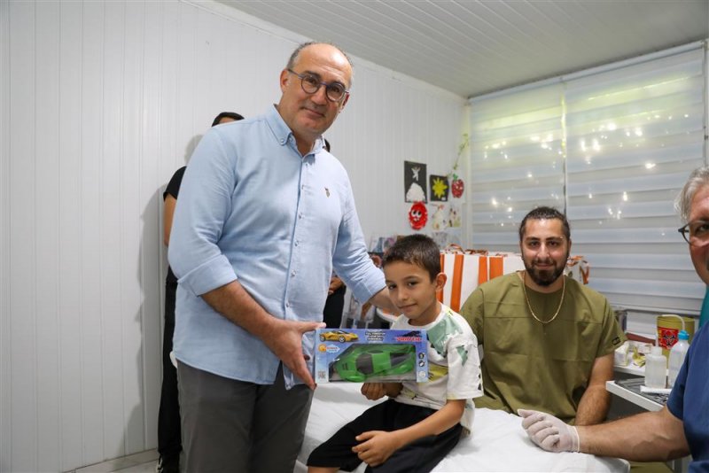 Alanya belediyesi&rsquo;nin &uuml;cretsiz s&uuml;nnet hizmetine b&uuml;y&uuml;k ilgi