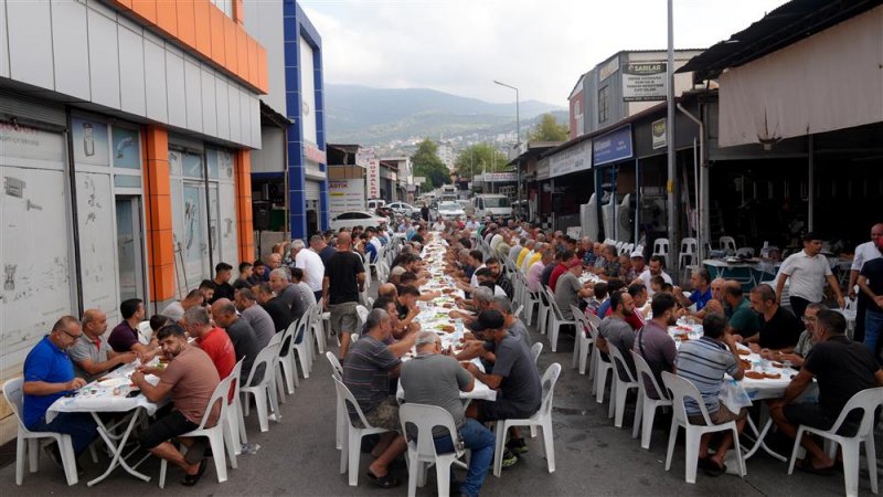 Başkan &ouml;z&ccedil;elik&rsquo;ten sanayi esnafına m&uuml;jde