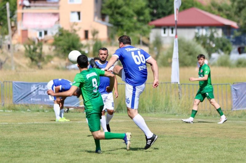 G&ouml;kbel&rsquo;de spor k&uuml;lt&uuml;r ve dostluk bir arada