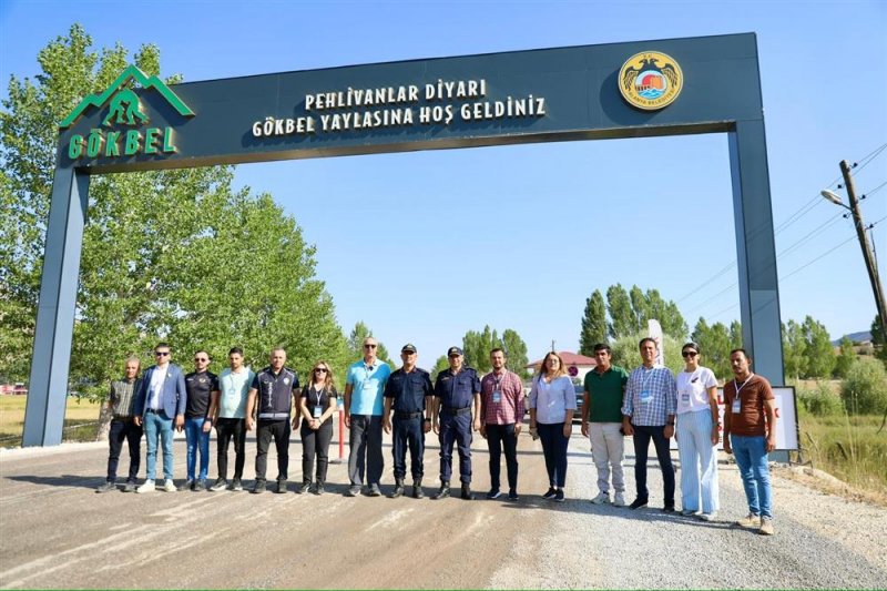 G&ouml;kbel&rsquo;de spor k&uuml;lt&uuml;r ve dostluk bir arada