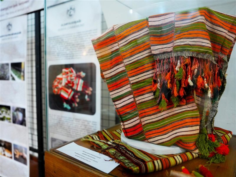 İpeğin izinde sergisi tarihi bedesten&rsquo;de a&ccedil;ıldı