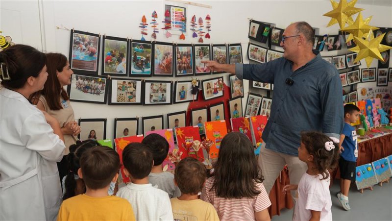 Kayıtların s&uuml;rd&uuml;ğ&uuml; hanife cebeci kreş ve &ccedil;ocuk akademisi&rsquo;nde sergi heyecanı