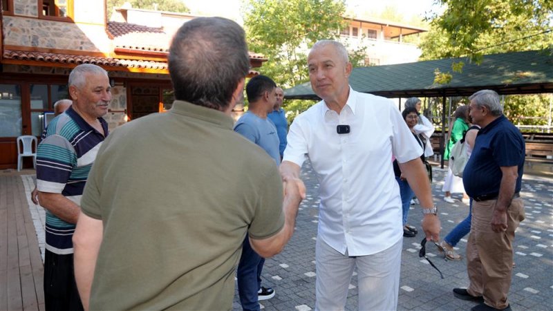 T&uuml;rktaş mahallesi&rsquo;nde meydan d&uuml;zenleme &ccedil;alışmaları tamamlandı